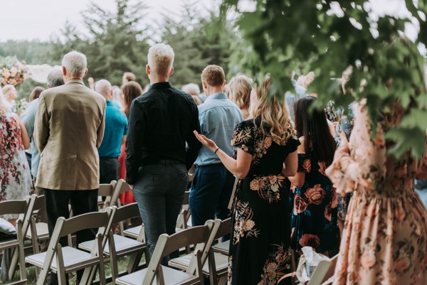 wedding guest fashion